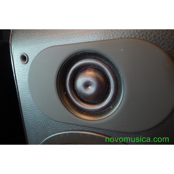 Altavoces Boston Acoustics M340