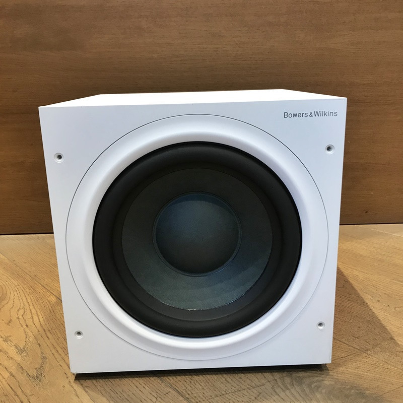 B&W ASW610 Blanco | Subwoofer 250 Watios y Cono de 250mm - Color