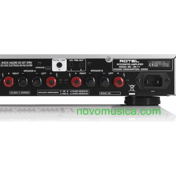 Equipo de sonido Rotel RA11 + B&W 686