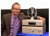 Lector CDs Denon DCD-2020AE con conversor Digital Analógico 32Bits y entrada dig