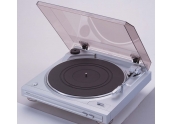 Denon DP-29 giradiscos automático de tamaño MIDI 36 cms ancho, tracción por corr