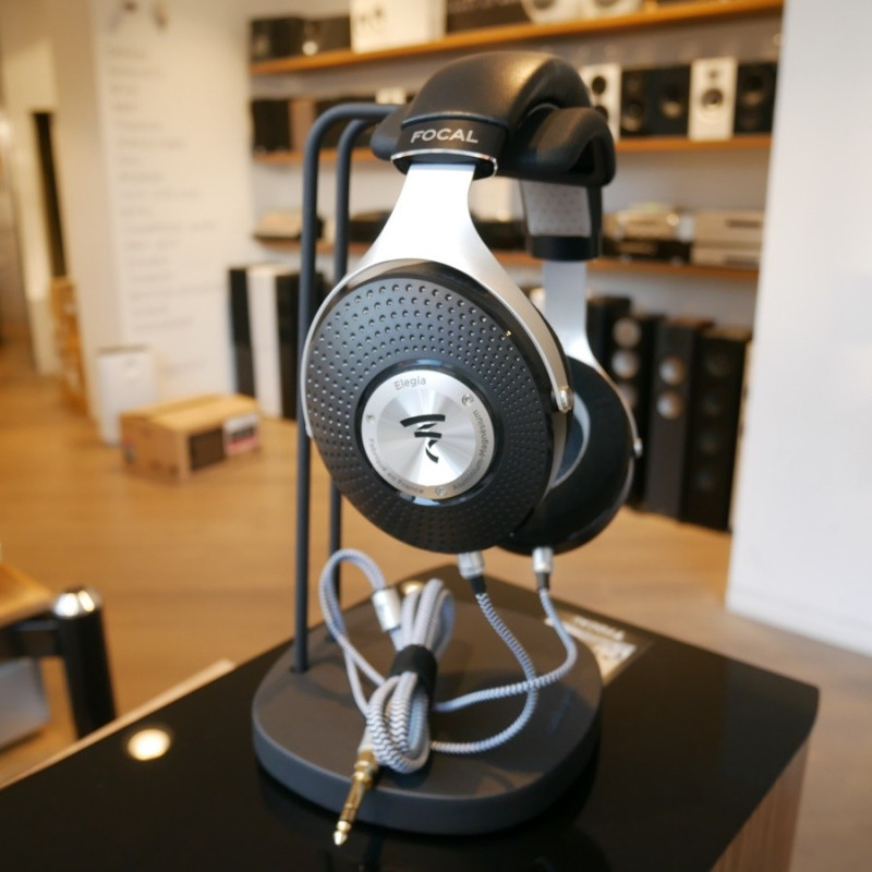 Focal Elegia Tienda