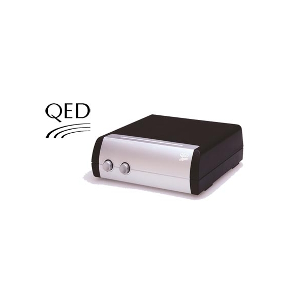 Conmutador 2 parejas altavoces en serie QED SS22-2