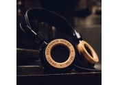 Grado RS2X | Auricular con diseño abierto. Copas realizadas en dos maderas