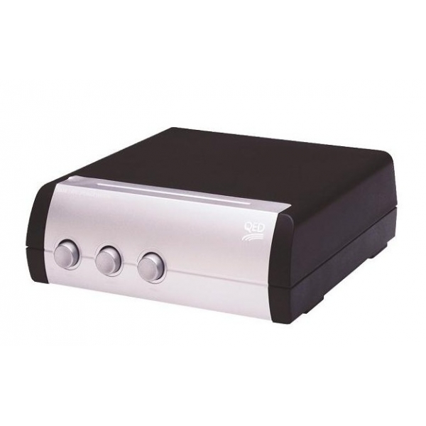 Conmutador 3 parejas de altavoces QED SS30