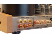Opera Consonance M100S plus Amplicador integrado 2x22 W. Valvulas 300B (triodos)