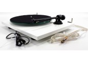 Project T1 - Tocadiscos HIFI con capsula Ortofon OM5E | Blanco - Negro - Nogal