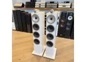 B&W 702 S3 Blanco Outlet | Altavoces de Suelo