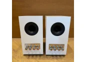 B&W 707 S3 Blanco Outlet | Altavoces de Estantería