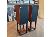 Wharfedale Linton + Soportes Caoba - Segunda Mano | Altavoces de Estanteria 2 Vias - Incluye los soportes de suelo