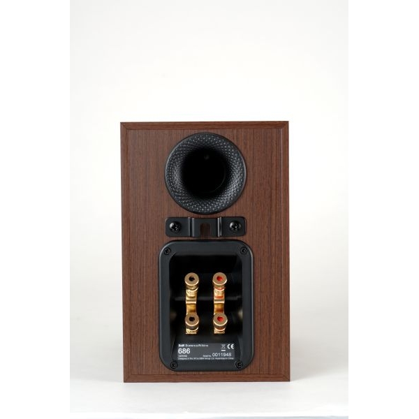 B&W 686 Bowers Wilkins Altavoz de estanteria. 2 vias, puerto reflex trasero, 8 o