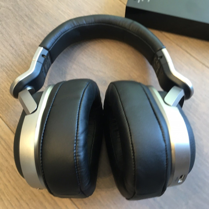 Sony MDR-HW700DS