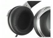 Denon AH-D2000 Auriculares externos cerrados hechos de material con excelentes