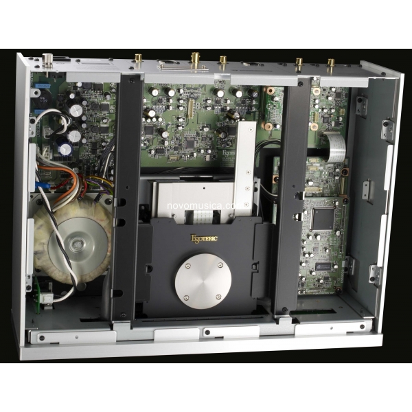 Esoteric SA-50 Lector CD SACD. Entrada DAC USB. Mecanica CD VOSP. Mando a distan
