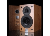 Xavian Mia Altavoz estanteria. 2 vias, puerto reflex traserol. 4 Ohmios. 