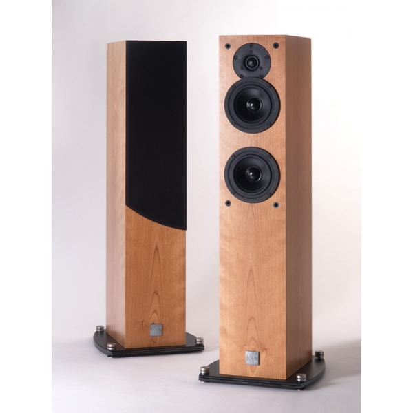 Xavian Duetto Altavoz de suelo, 2 vias. Puerto reflex trasero. 6 Ohmios. Varios 