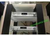 Norstone Kubben Mueble para HIFI de 4 estantes. Altura 76cms